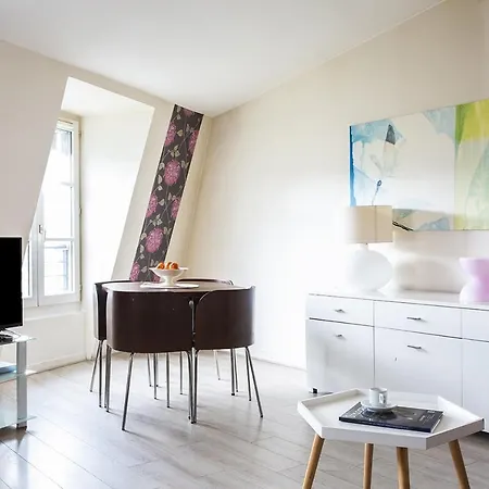 Apartment Place De L'etoile, Wagram With Ac *