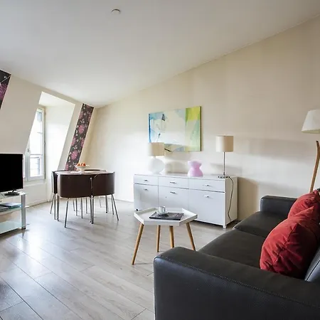 Apartment Place De L'etoile, Wagram With Ac *