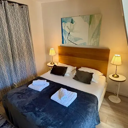 Appartement Place De L'etoile, Wagram With Ac Paris